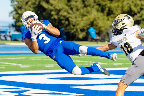 CSM sophomore Terence Loville hauls in a pass at the 1-yard line on the first drive of the day Saturday at College Heights Stadium. Photo by Ronald Rugel.